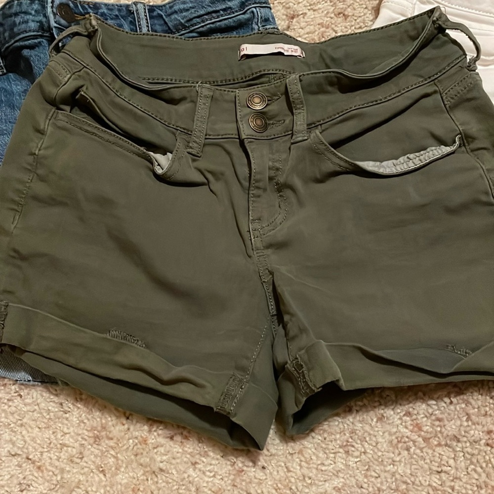 So - Low-Rise Favorite MIDI shorts!